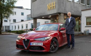 NHH-rektor Øystein Thøgersen om plassmangel, internasjonal konkurranse og bil